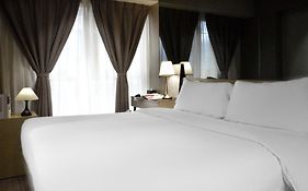 โรงแรมอีโคทรี คอสเวย์เบย์